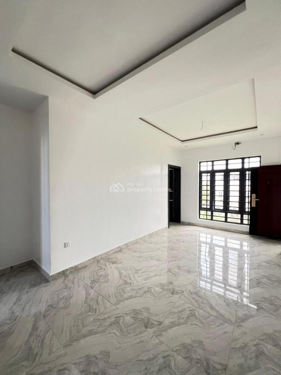 Governors Consent, Ologolo, Lekki, Lagos, Block of Flats for Sale