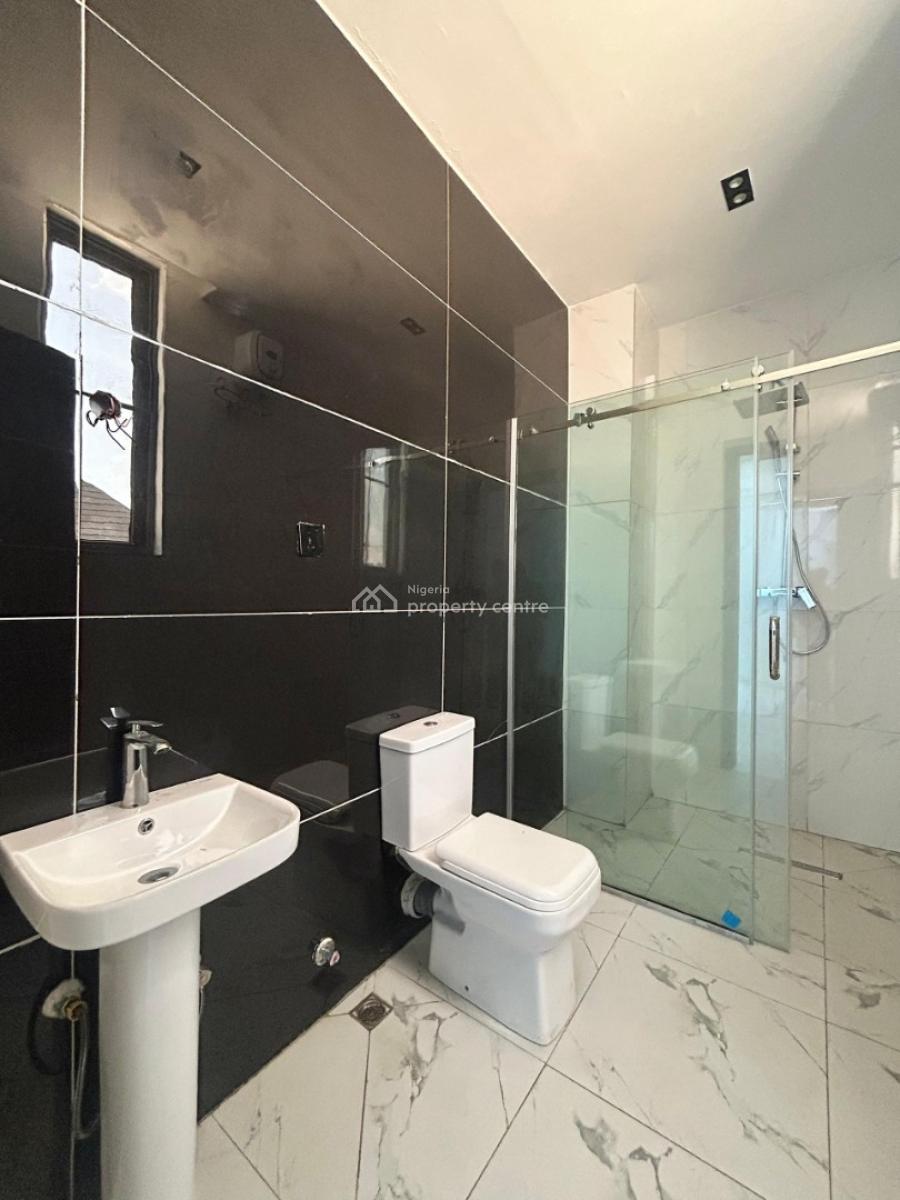 2 Bedroom Apartment, Ologolo, Lekki, Lagos, Flat / Apartment for Sale