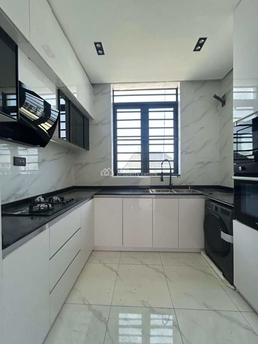 2 Bedroom Apartment, Ologolo, Lekki, Lagos, Flat / Apartment for Sale