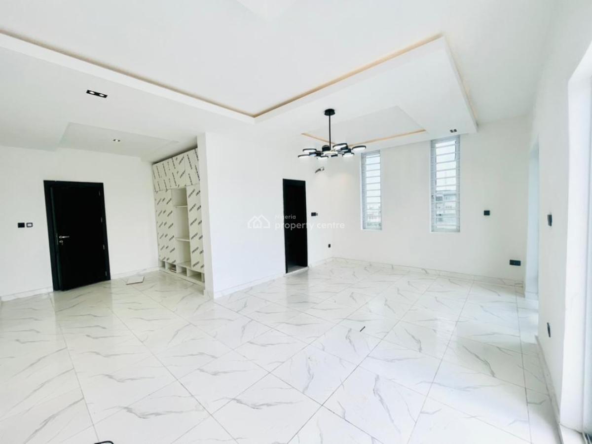 Distress Distress Luxury 2 Floors 5-bedroom Duplex with Bq, Monastery Road, Ajah with Cofo and Building Approval, Sangotedo, Ajah, Lagos, Detached Duplex for Sale