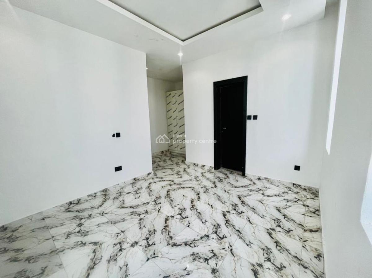 Distress Distress Luxury 2 Floors 5-bedroom Duplex with Bq, Monastery Road, Ajah with Cofo and Building Approval, Sangotedo, Ajah, Lagos, Detached Duplex for Sale