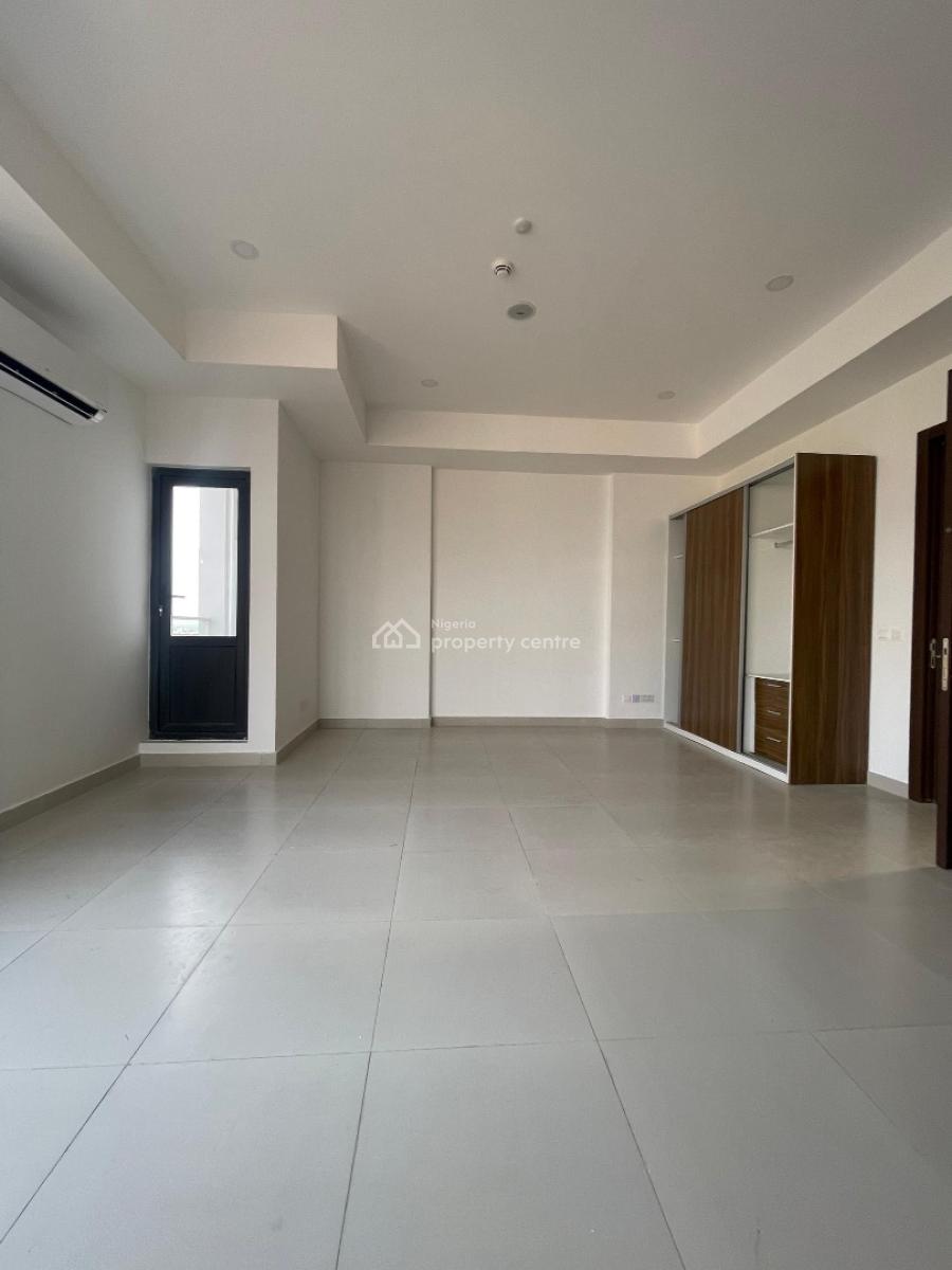 Luxurious 3 Bedroom Penthouse with Bq, Pool, Gym and Elevator, Lekki Phase 1, Lekki, Lagos, Flat / Apartment for Sale
