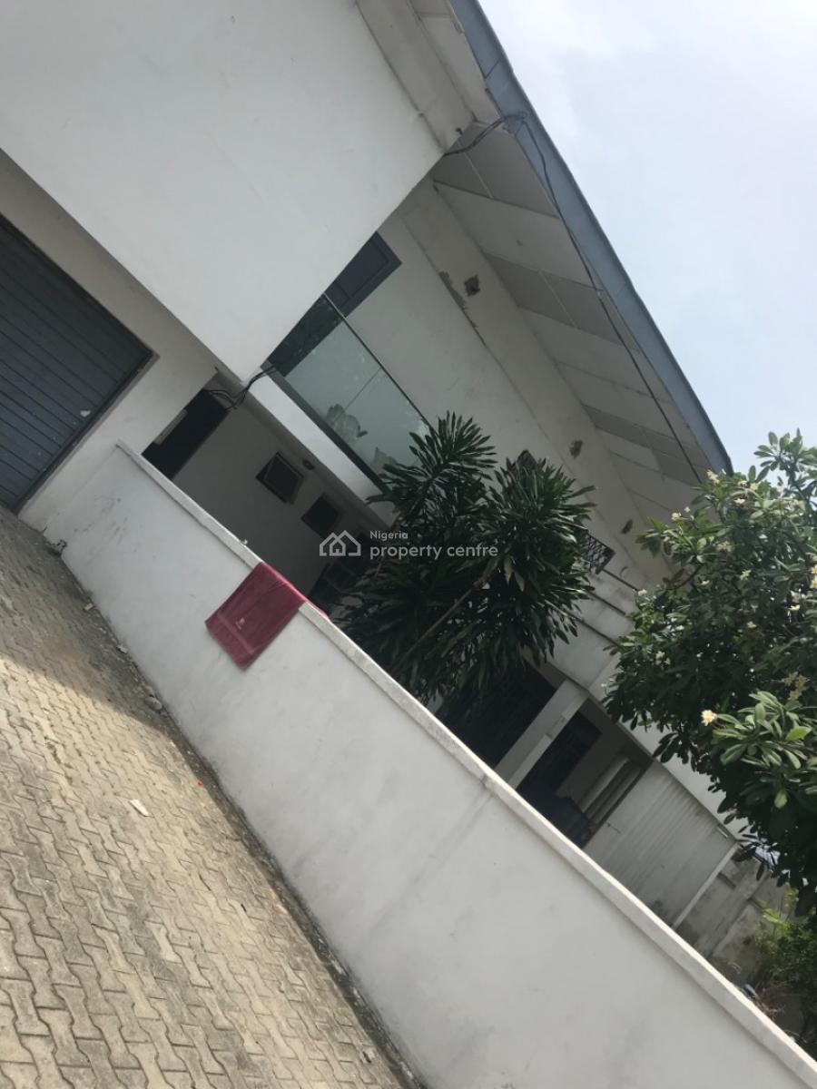 a 6 Bedroom House with 3 Rooms Bqat Victoria Island., Off Adeola Odeku, Victoria Island (vi), Lagos, Detached Duplex for Rent