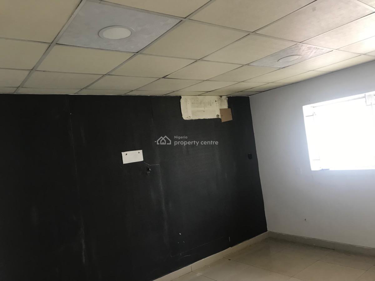 a 6 Bedroom House with 3 Rooms Bqat Victoria Island., Off Adeola Odeku, Victoria Island (vi), Lagos, Detached Duplex for Rent