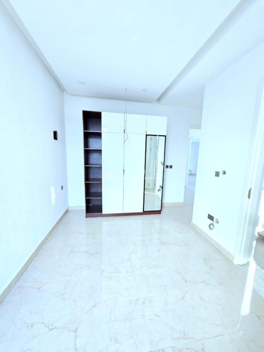 Tastefully Finished Serviced 4 Bedroom Maisonette, Lekki Phase 1, Lekki, Lagos, Flat / Apartment for Sale