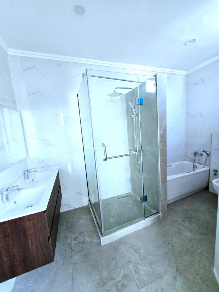 Tastefully Finished Serviced 4 Bedroom Maisonette, Lekki Phase 1, Lekki, Lagos, Flat / Apartment for Sale