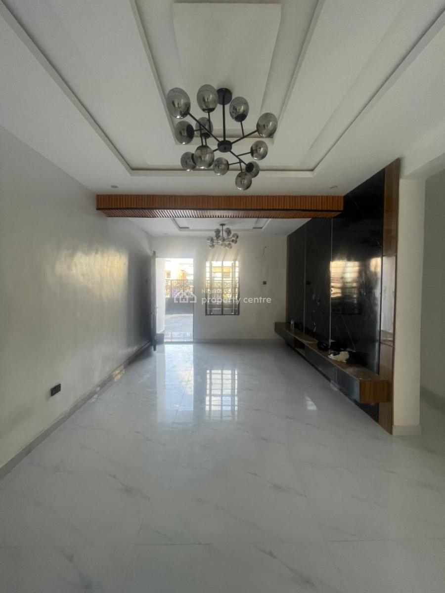 Luxury 2 Bedroom Apartment in a Communal Living Space, Igbo Efon, Lekki, Lagos, Flat / Apartment for Sale