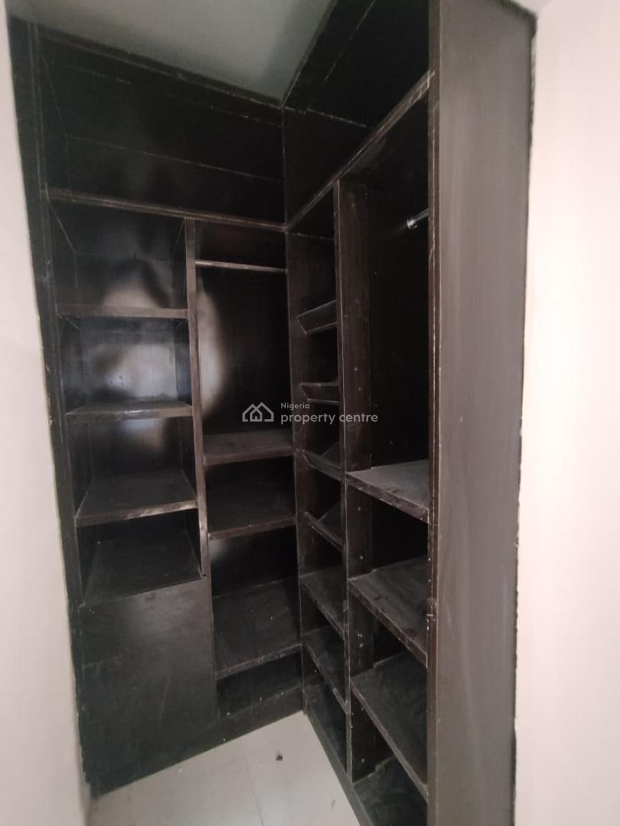 Luxurious Spacious 2 Bedroom Flat, Seaside, Badore, Ajah, Lagos, Flat / Apartment for Rent