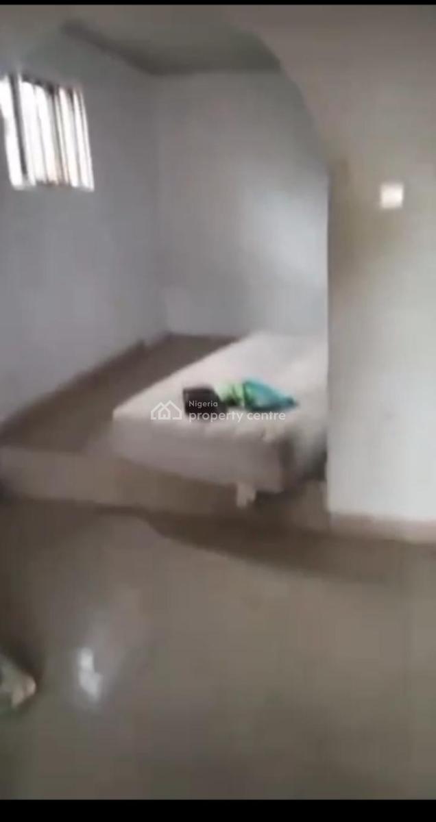 Lovely 2bedroom Flat, Akerele, Surulere, Lagos, Flat / Apartment for Rent