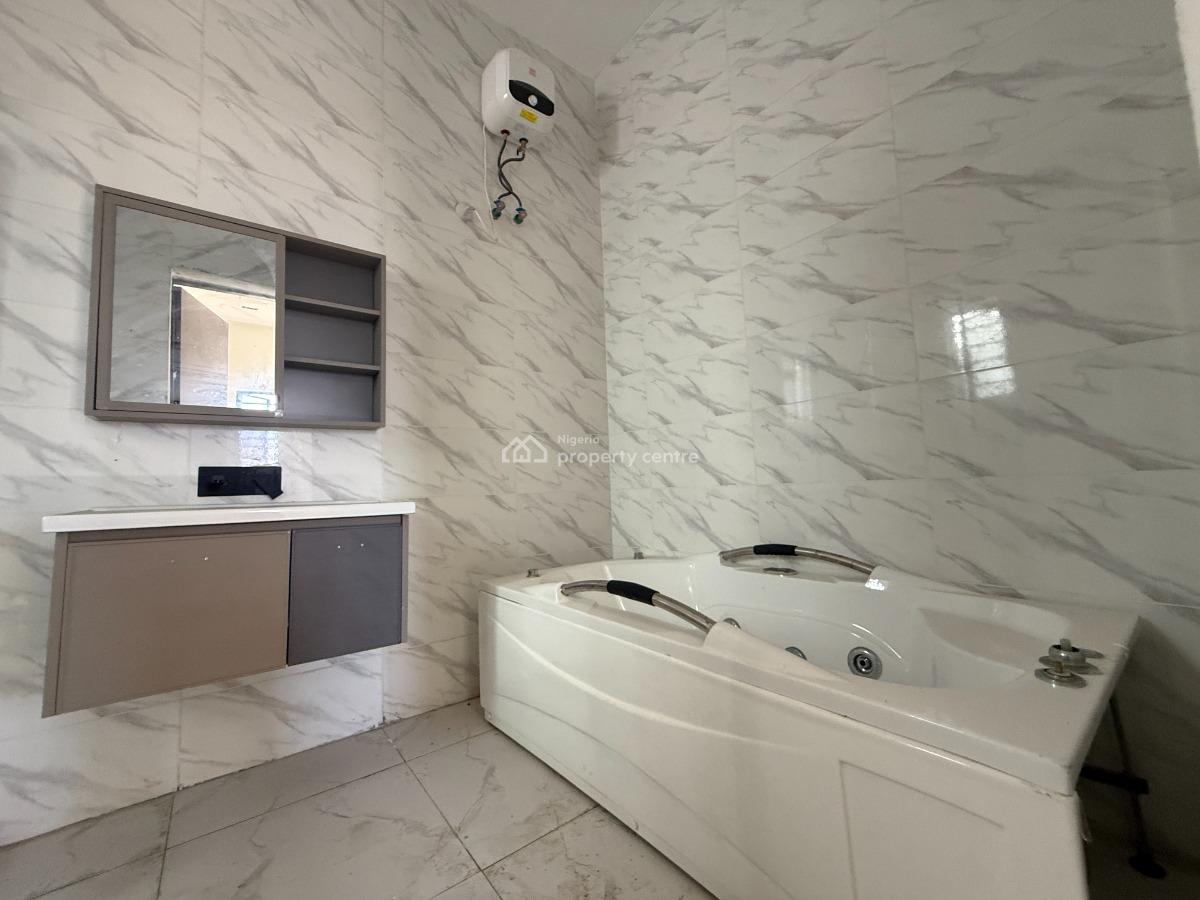 4 Bedroom Semi-detached Available, Lekki, Lagos, Semi-detached Duplex for Sale