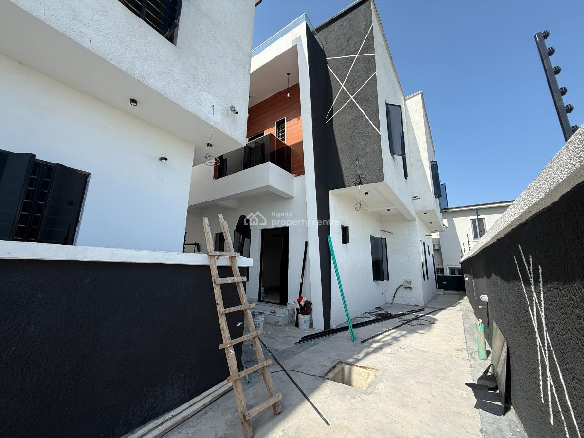 4 Bedroom Semi-detached Available, Lekki, Lagos, Semi-detached Duplex for Sale