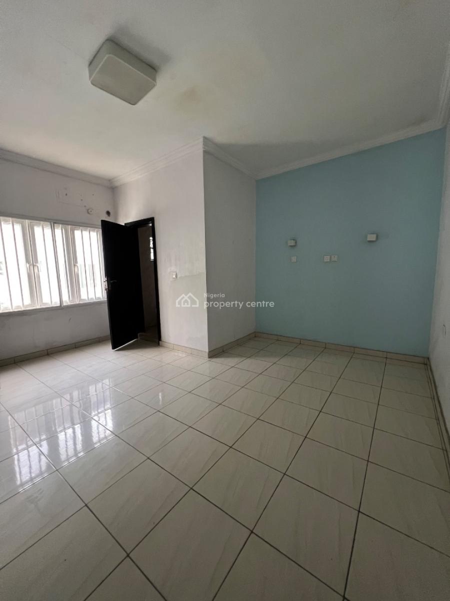 4bedroom Terrace in a Serviced Estate, Osapa London, Osapa, Lekki, Lagos, Terraced Duplex for Rent