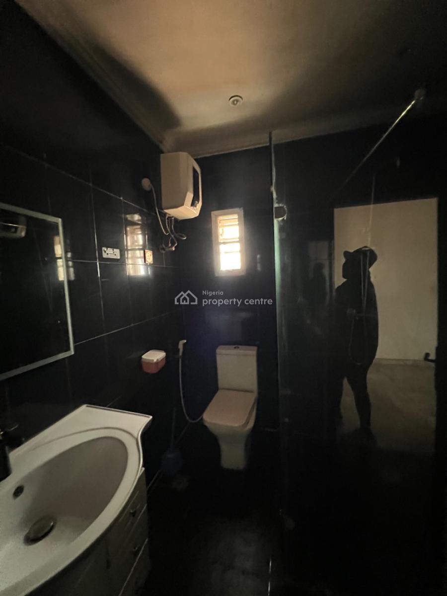 4bedroom Terrace in a Serviced Estate, Osapa London, Osapa, Lekki, Lagos, Terraced Duplex for Rent