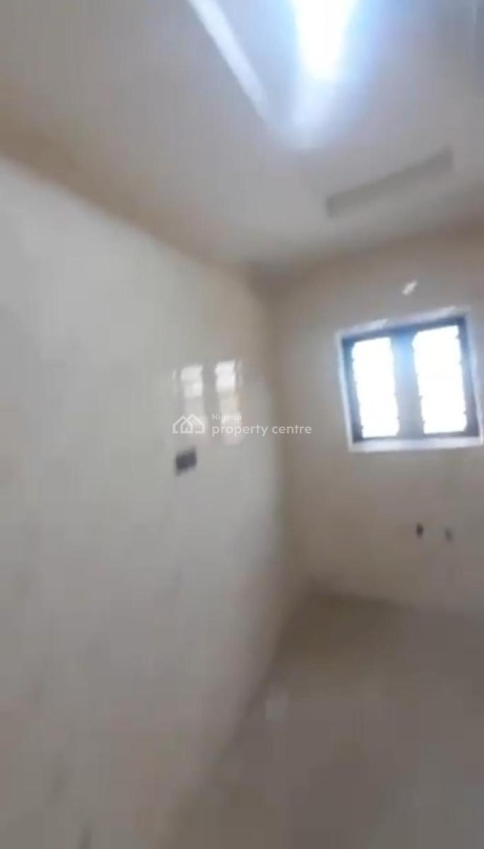 Lovely 2bedroom Flat, Off Agidi Road, Alapere, Alapere, Ketu, Lagos, Flat / Apartment for Rent