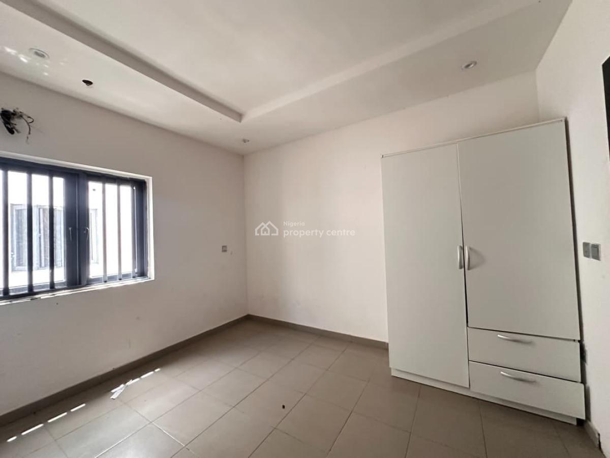 4-bedroom Terrace Duplex, Mobil Road, Ilaje, Ajah, Lagos, Terraced Duplex for Rent