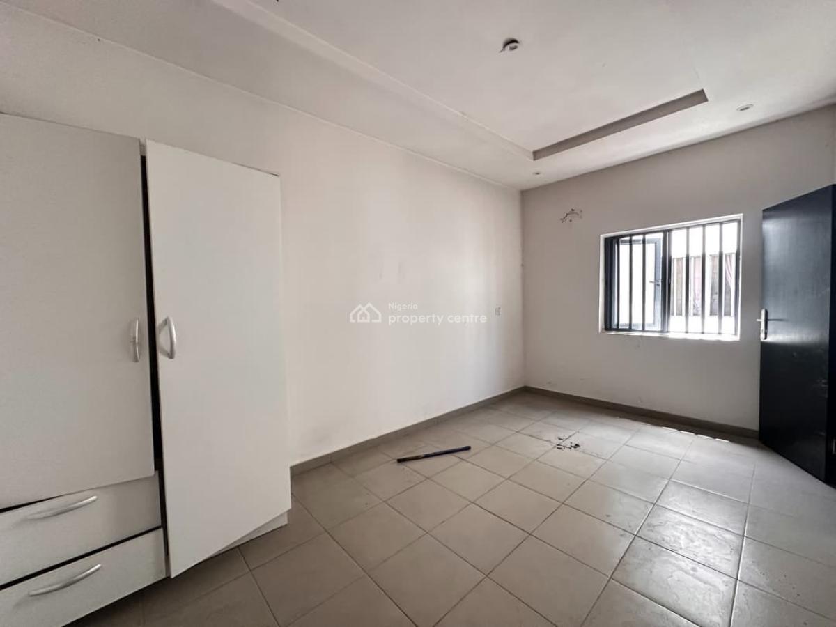 4-bedroom Terrace Duplex, Mobil Road, Ilaje, Ajah, Lagos, Terraced Duplex for Rent
