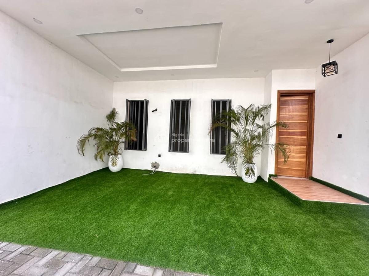 4-bedroom Terrace Duplex, Mobil Road, Ilaje, Ajah, Lagos, Terraced Duplex for Rent