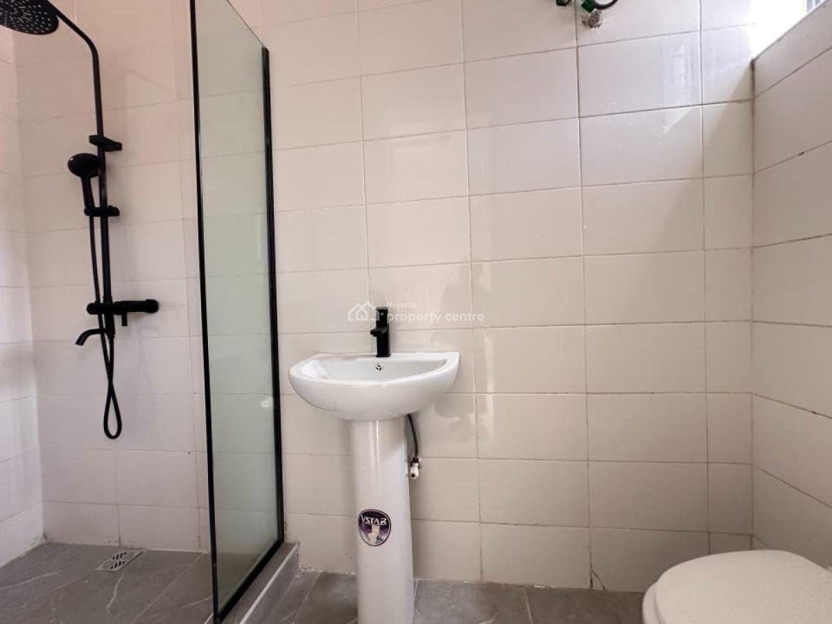 4-bedroom Terrace Duplex, Mobil Road, Ilaje, Ajah, Lagos, Terraced Duplex for Rent