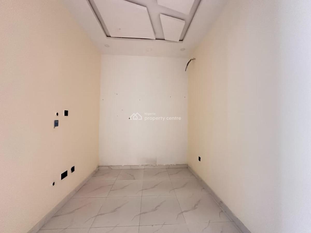 4-bedroom Terrace Duplex, Mobil Road, Ilaje, Ajah, Lagos, Terraced Duplex for Rent