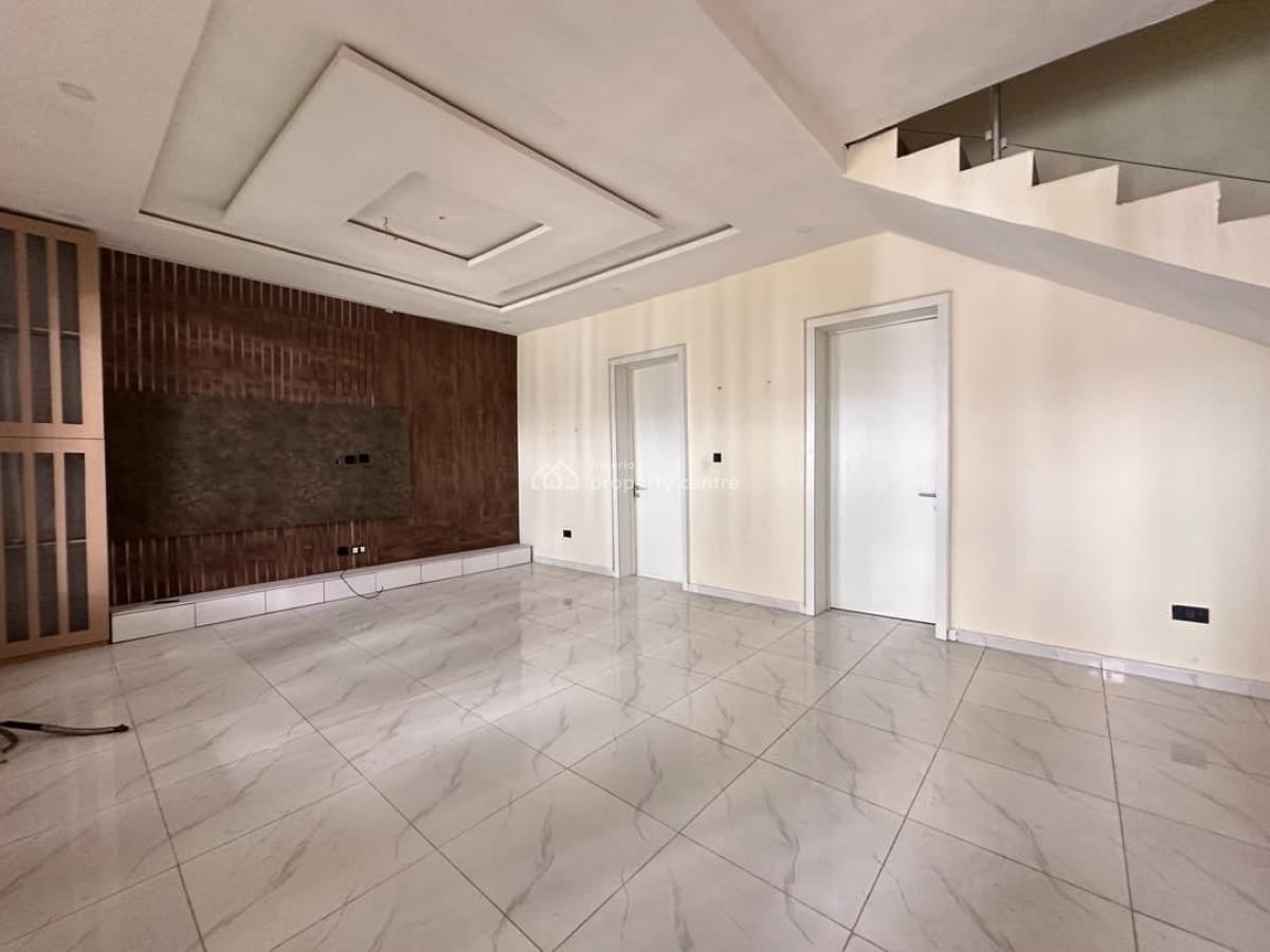 4-bedroom Terrace Duplex, Mobil Road, Ilaje, Ajah, Lagos, Terraced Duplex for Rent