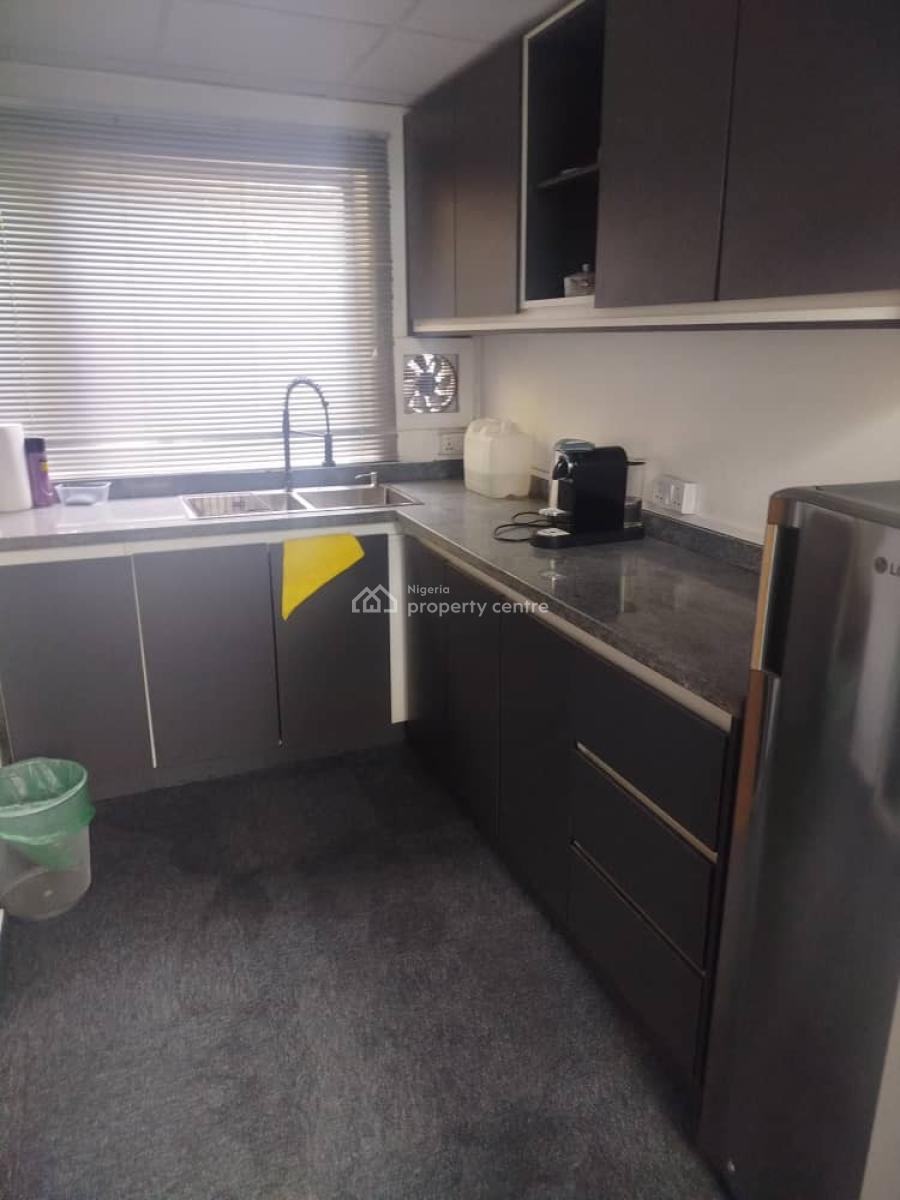 203sqm Office Space on The First Floor, Victoria Island (vi), Lagos, Office Space for Rent