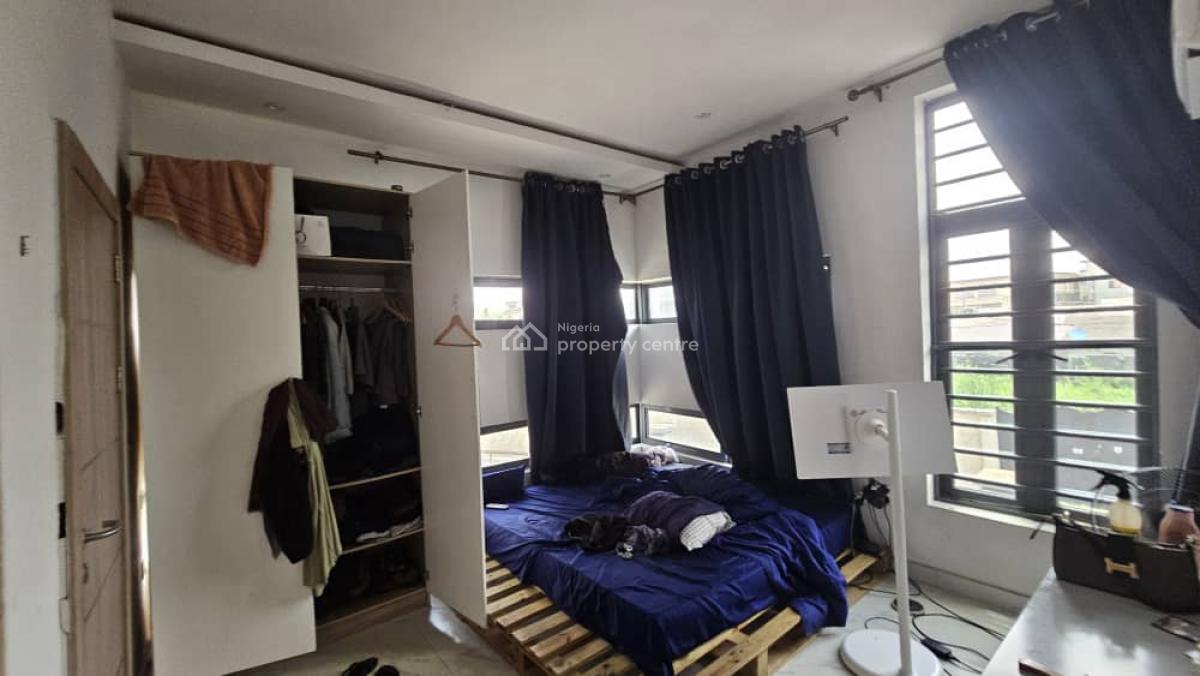 3 Bedrooms Flat with a Room Bq, Josodat Estate Gbagada, Gbagada, Lagos, House for Sale