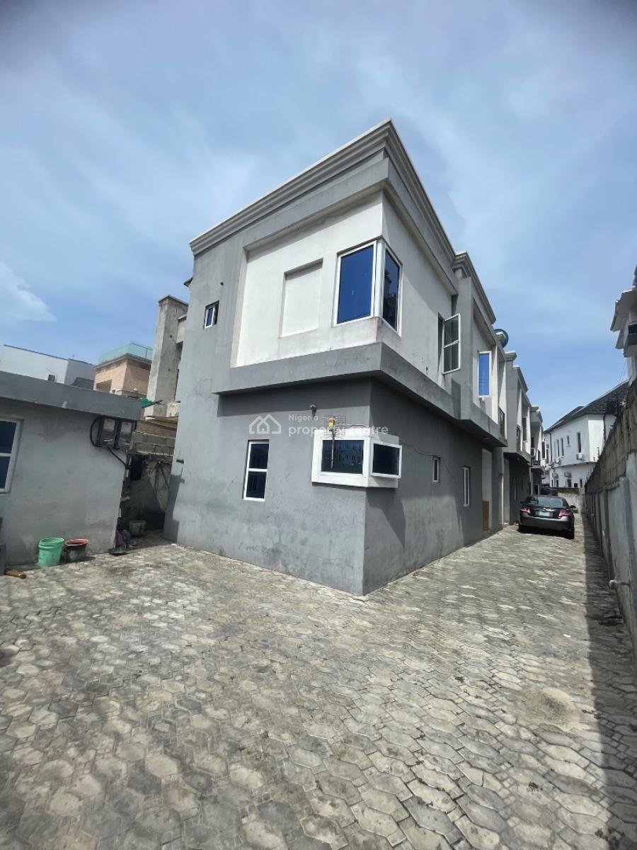 Well Maintained 1 Bedroom Apartment, Osapa, Lekki, Lagos, Mini Flat (room and Parlour) for Rent