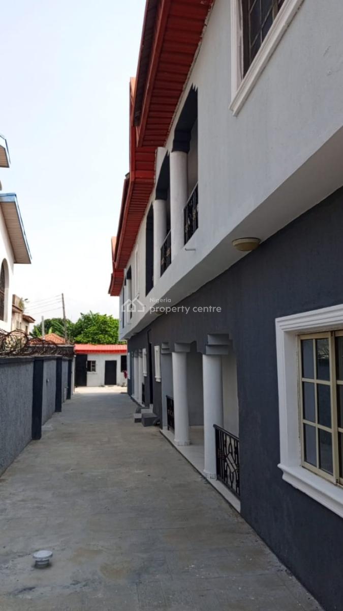4 Units of 3 Bedroom Flat +2 Units of 1 Bedroom Flat, Badore, Ajah, Lagos, Block of Flats for Sale