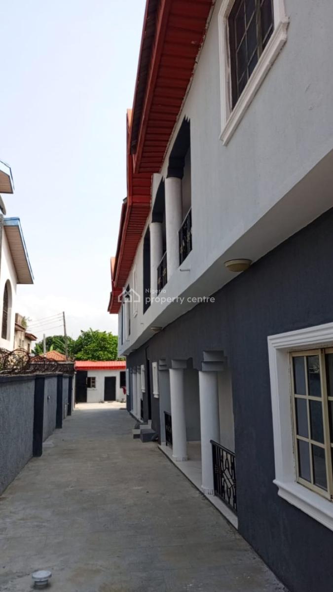 4 Units of 3 Bedroom Flat +2 Units of 1 Bedroom Flat, Badore, Ajah, Lagos, Block of Flats for Sale