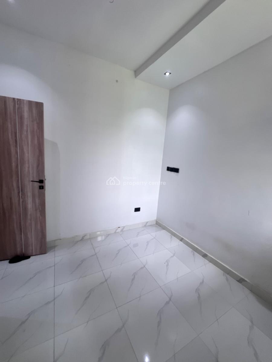 Clean Room Self-contain, Westend Estate, Lekki County, Ikota, Lekki, Lagos, Self Contain (single Rooms) for Rent