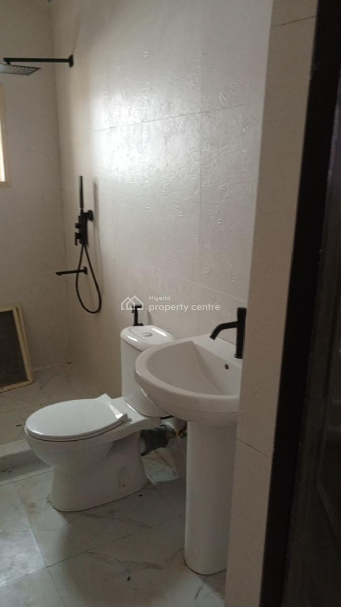 Luxury 3 Bedroom Flat, Azu Odita Street, Alpha Beach Road, Atlantic View Estate, Igbo Efon, Lekki, Lagos, Flat / Apartment for Rent