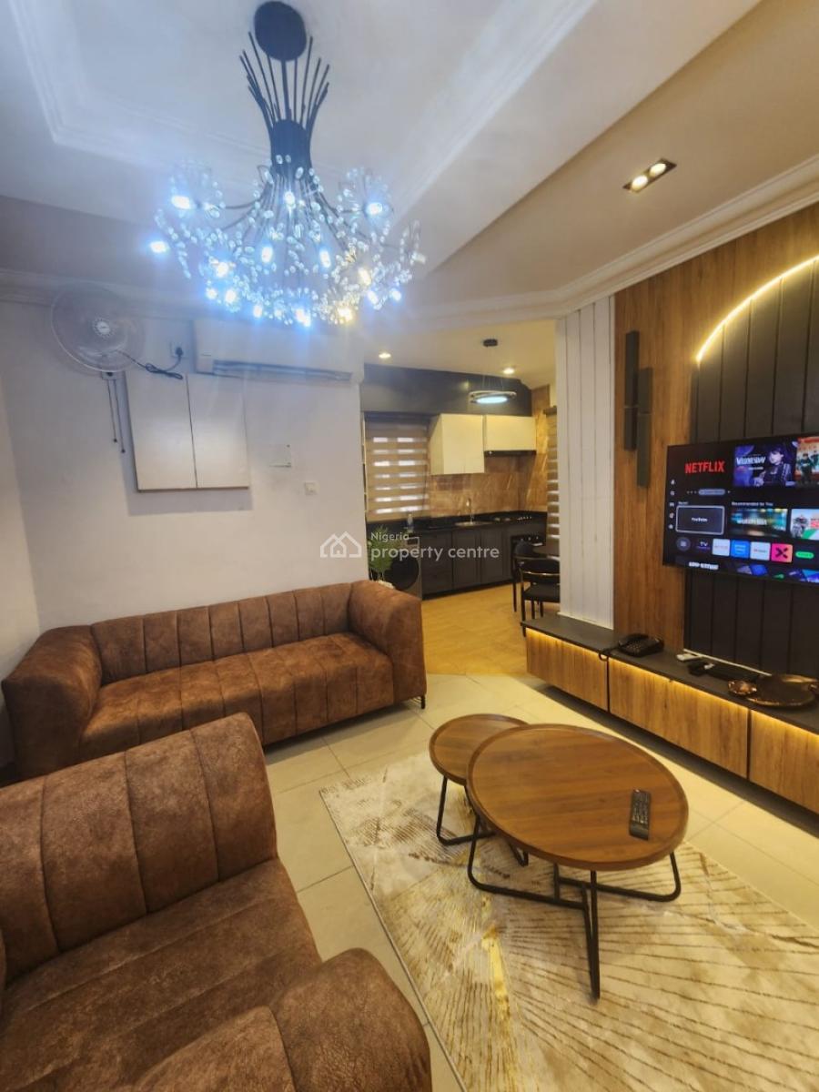 Lush 3bedroom Apartment with Swimming Pool, Gra Ikeja, Ikeja, Lagos, Flat / Apartment Short Let