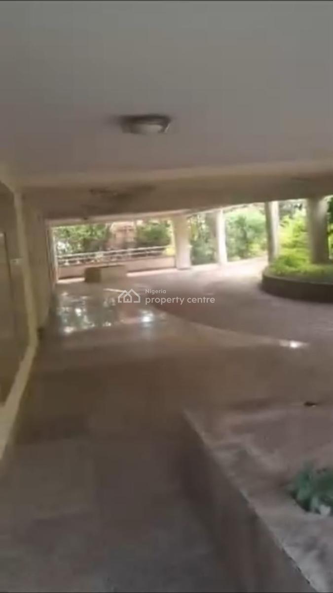 Prime Residential Asset..1 Hectares, Maitama District, Abuja, Detached Duplex for Sale