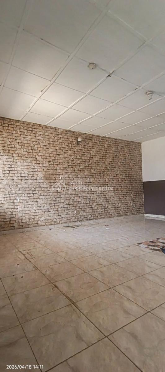 3 Bedroom Flat, No. 1, Alade Egbeyemi Street, Idiroko, Elepe Road, Ikorodu, Lagos, Flat / Apartment for Rent