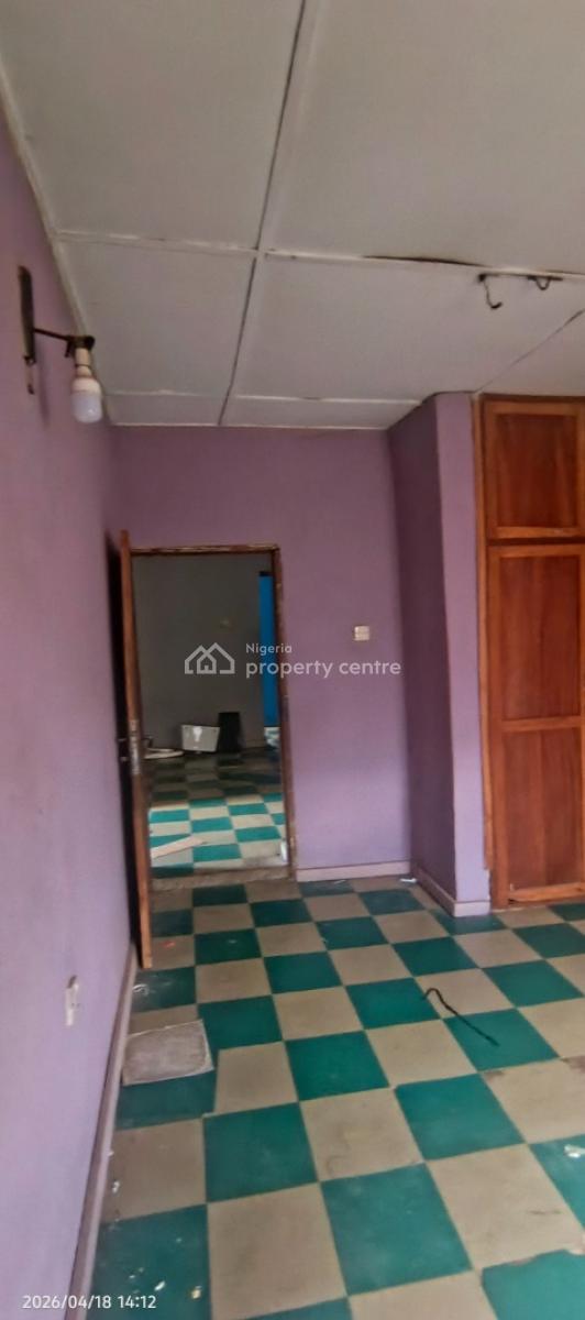 3 Bedroom Flat, No. 1, Alade Egbeyemi Street, Idiroko, Elepe Road, Ikorodu, Lagos, Flat / Apartment for Rent