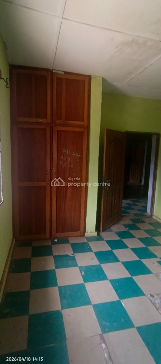 3 Bedroom Flat, No. 1, Alade Egbeyemi Street, Idiroko, Elepe Road, Ikorodu, Lagos, Flat / Apartment for Rent