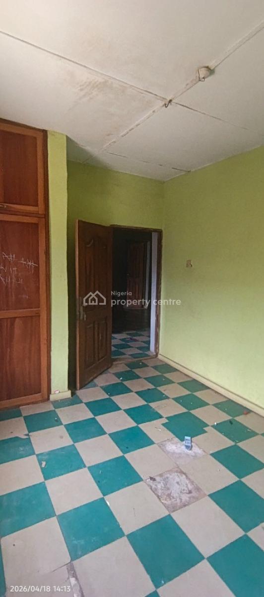 3 Bedroom Flat, No. 1, Alade Egbeyemi Street, Idiroko, Elepe Road, Ikorodu, Lagos, Flat / Apartment for Rent