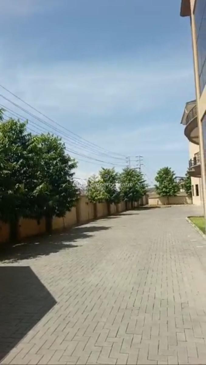 18 Rooms Mansion,& 4 Unit of 3 Bedroom, 2700sqm, Maitama Main, Maitama District, Abuja, Detached Duplex for Sale