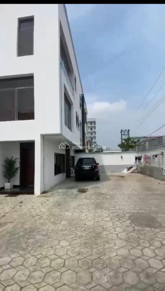 4-bedroom Semi-detached House with Two (2) Bq and Security House, Oniru, Victoria Island (vi), Lagos, Semi-detached Duplex for Sale