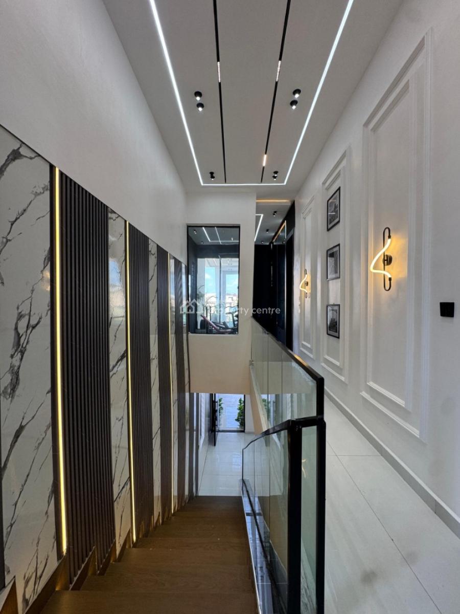 Stunning  5  Bedroom Detached House with a Pool, Ikota, Lekki, Lagos, Detached Duplex for Sale