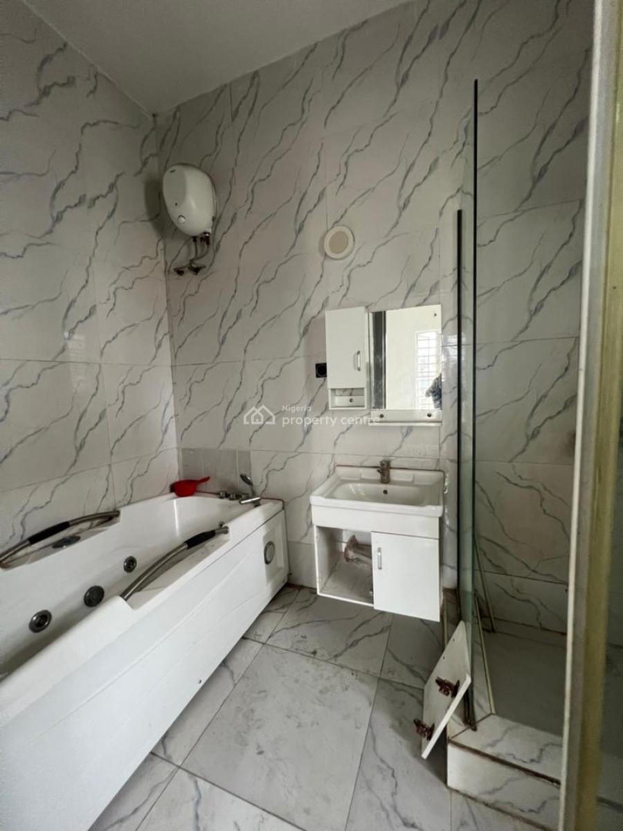 Lovely Spacious 4 Bedroom Terrace Duplex in a Secure Estate, Orchid, Lekki, Lagos, Terraced Duplex for Rent