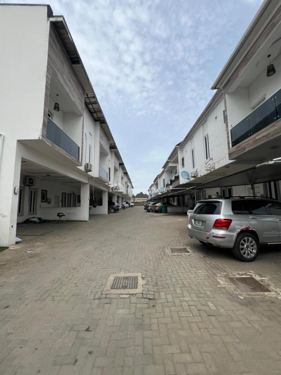 Lovely Spacious 4 Bedroom Terrace Duplex in a Secure Estate, Orchid, Lekki, Lagos, Terraced Duplex for Rent
