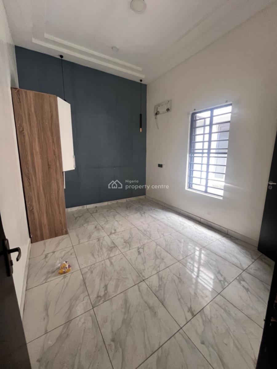 Semi Masters Bedroom Shared Apartment, Osapa, Lekki, Lagos, Flat / Apartment for Rent