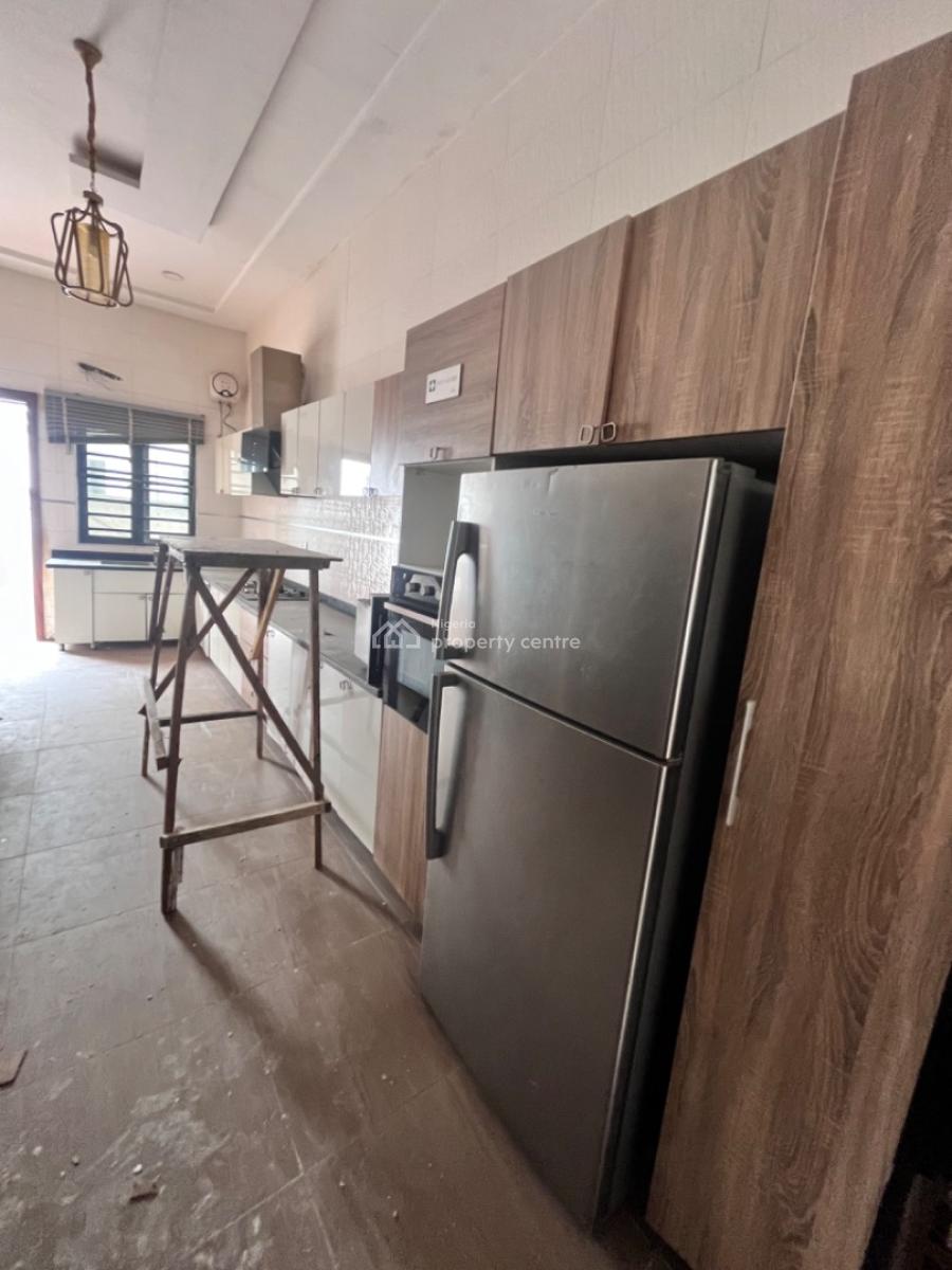 Semi Masters Bedroom Shared Apartment, Osapa, Lekki, Lagos, Flat / Apartment for Rent