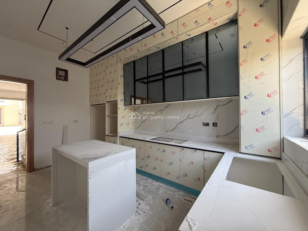 4 Bedroom Semi-detached Available, Lekki, Lagos, Semi-detached Duplex for Sale