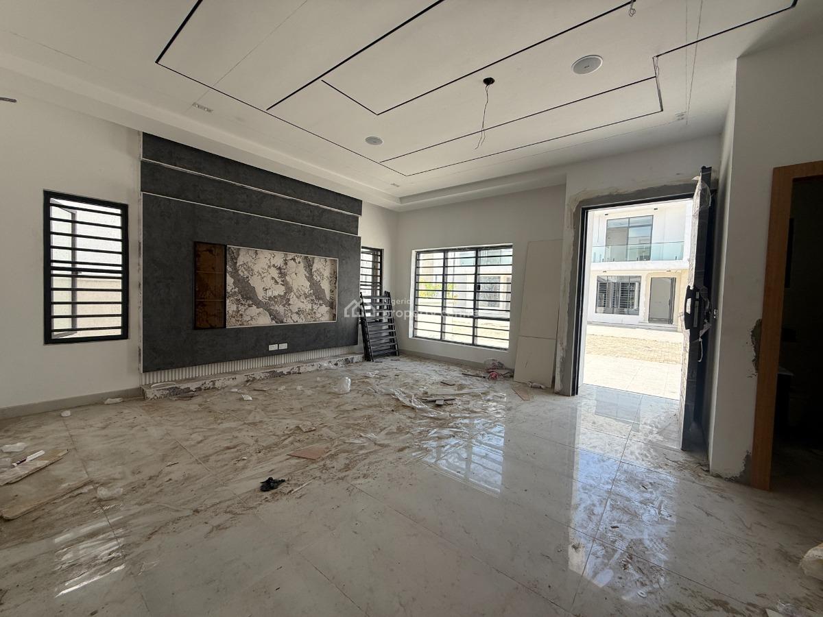 4 Bedroom Semi-detached Available, Lekki, Lagos, Semi-detached Duplex for Sale