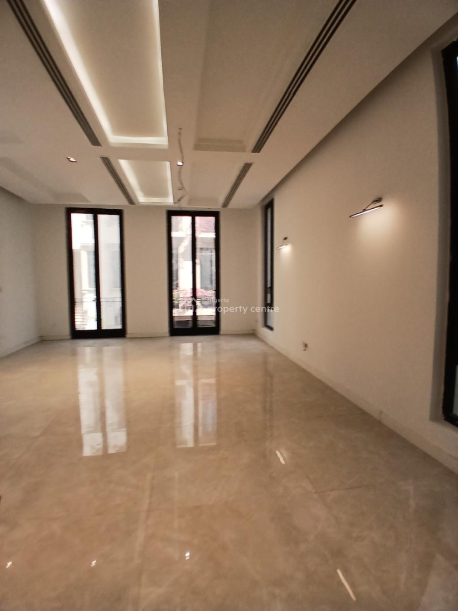 5 Bedroom En-suite Semi-detached House in a Serviced and Communal Esta, Ikoyi, Lagos, Semi-detached Duplex for Rent