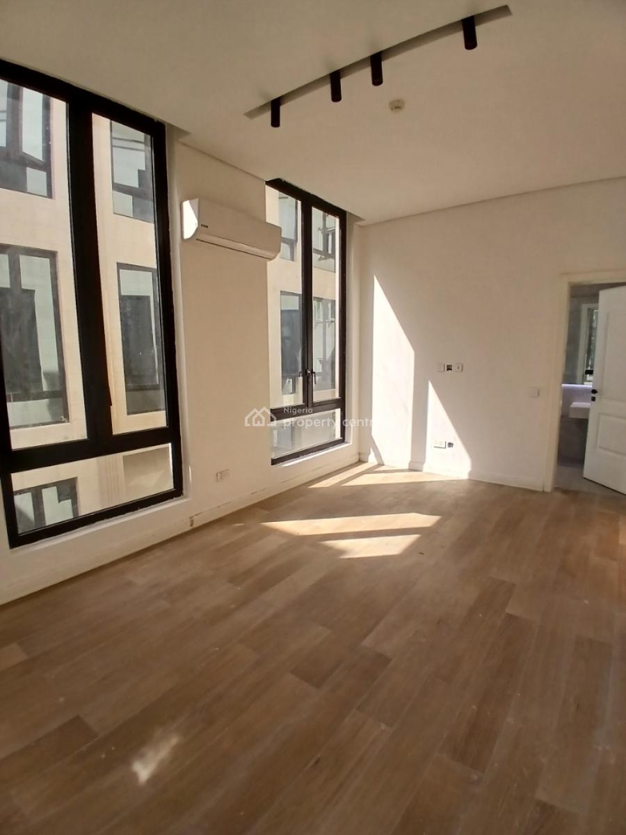 5 Bedroom En-suite Semi-detached House in a Serviced and Communal Esta, Ikoyi, Lagos, Semi-detached Duplex for Rent