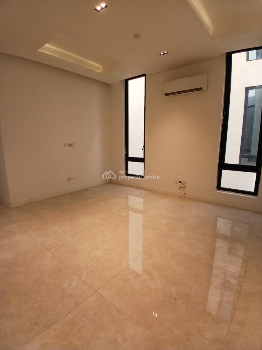 5 Bedroom En-suite Semi-detached House in a Serviced and Communal Esta, Ikoyi, Lagos, Semi-detached Duplex for Rent