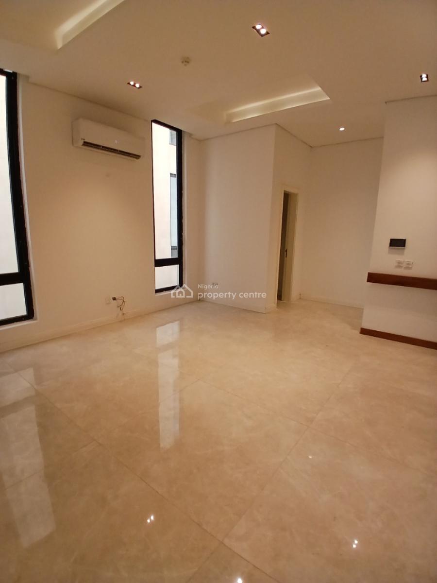 5 Bedroom En-suite Semi-detached House in a Serviced and Communal Esta, Ikoyi, Lagos, Semi-detached Duplex for Rent